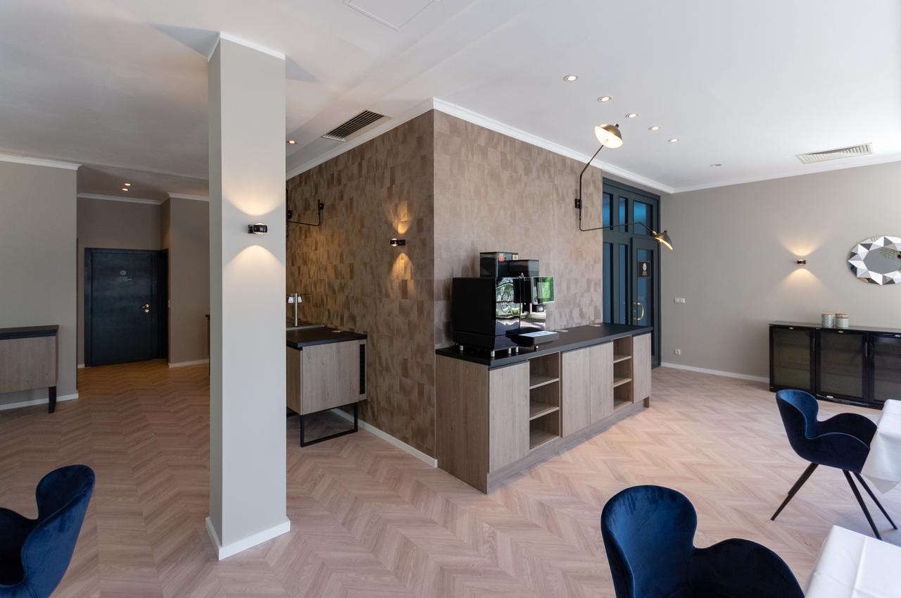 Arthotel Ana Aura Aystetten Exterior foto