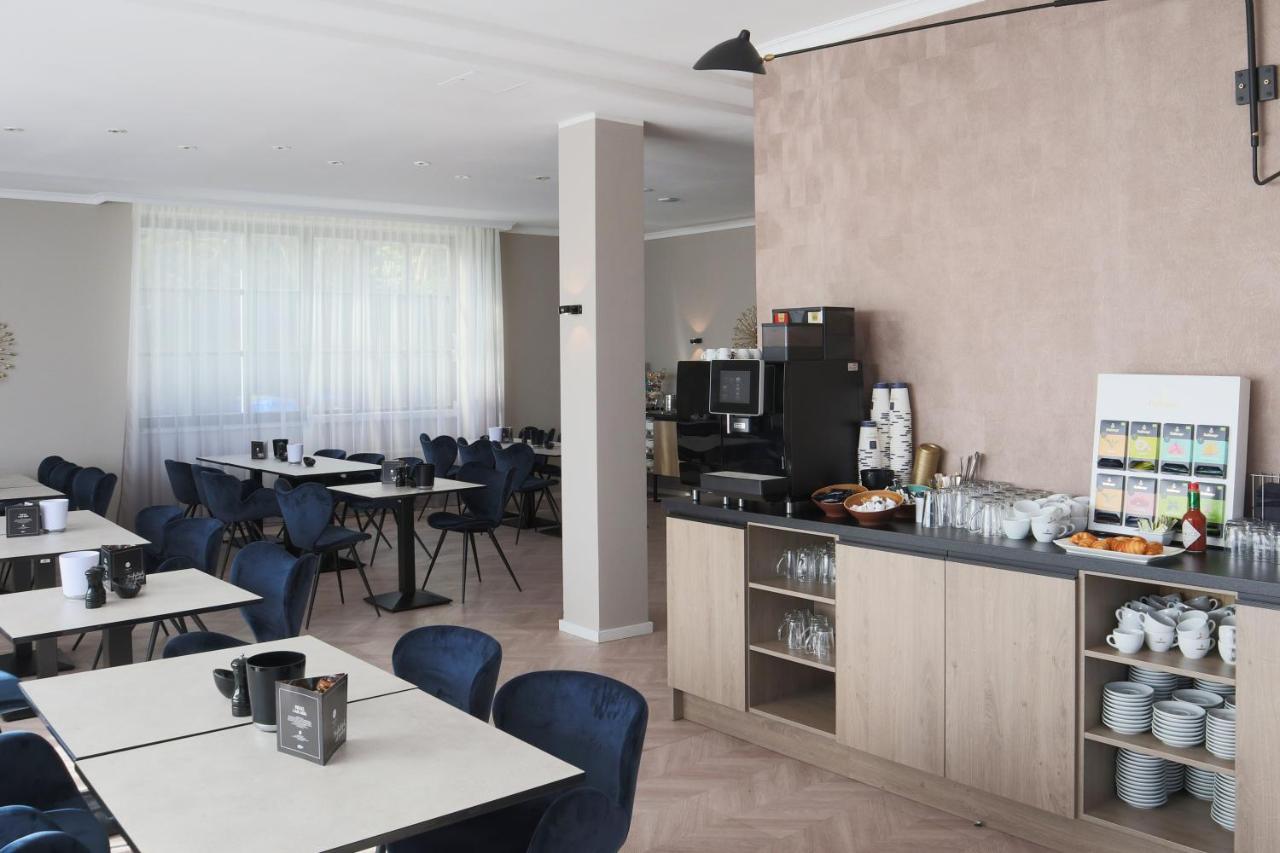 Arthotel Ana Aura Aystetten Exterior foto